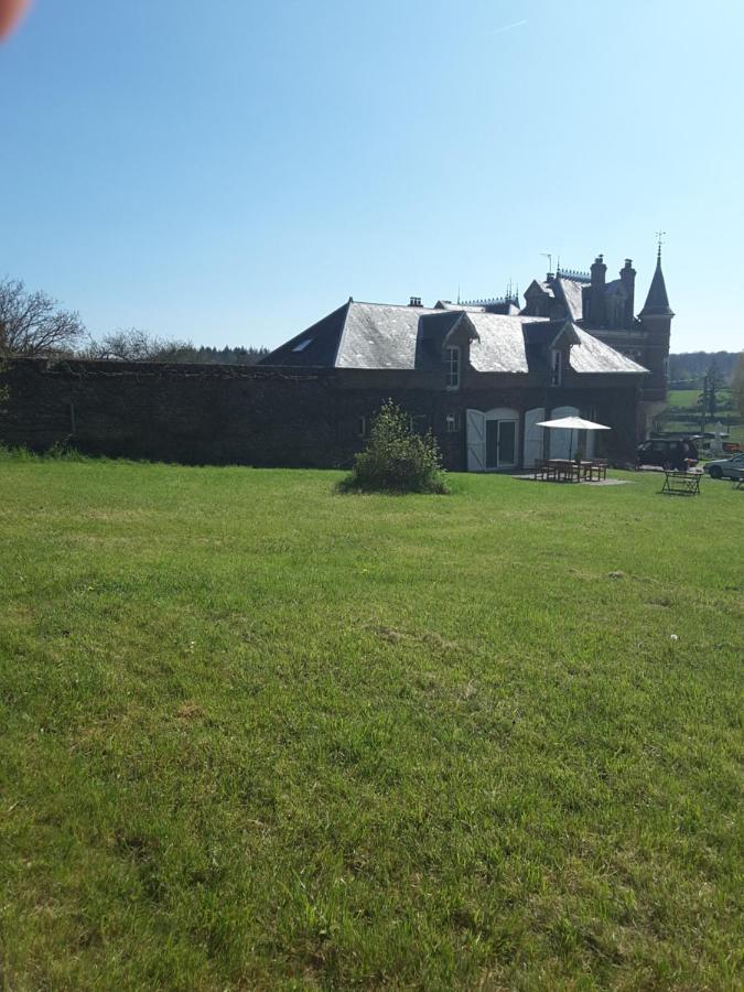 Chateau Machiel Exterior photo
